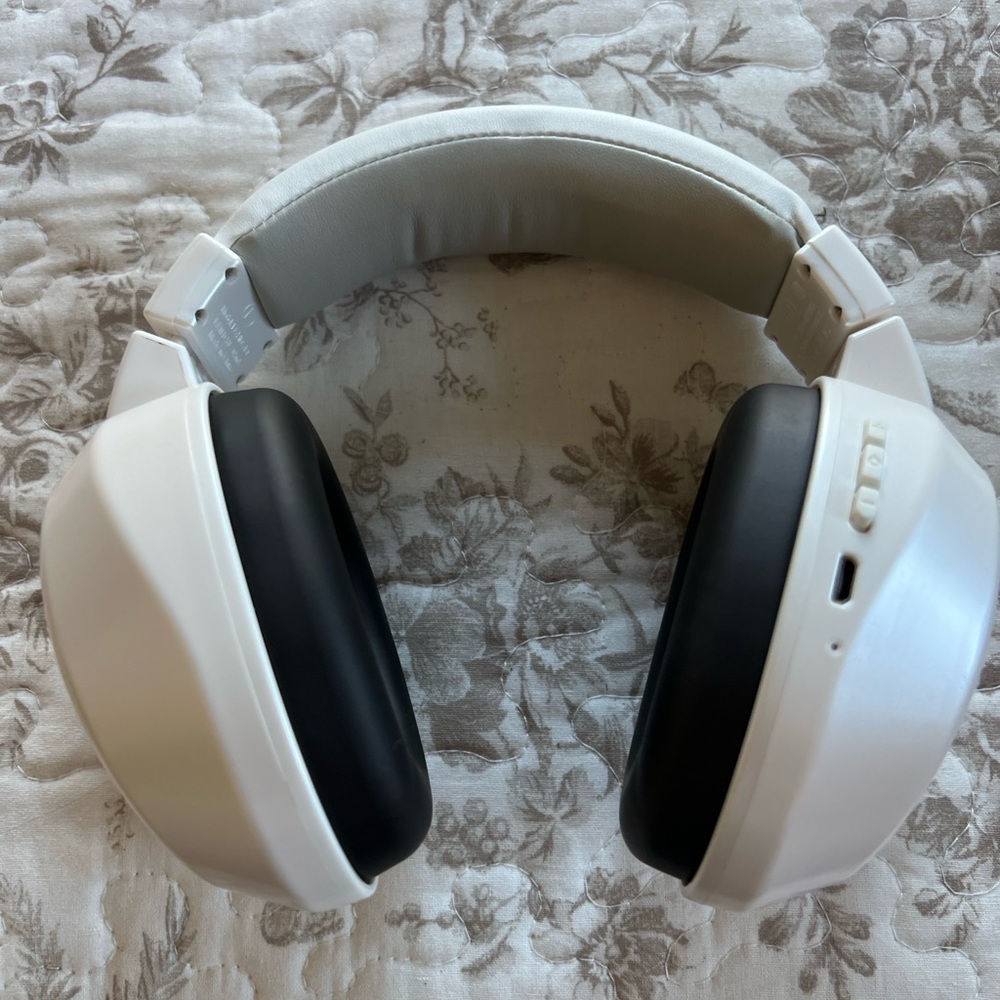 Kids Bluetooth Noise Suppression Headphones